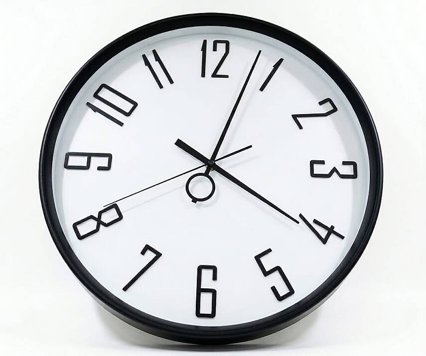 40 cm Duvar Saati Siyah Çerçeveli Beyaz Minimalist (KOD-3603) - 1